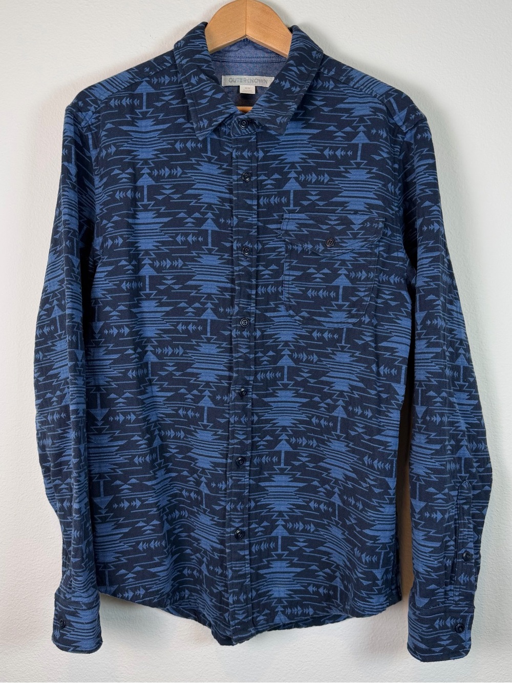 RARE Outerknown Jacquard Blanket Shirt M Organic Cotton Shacket Tierra Jacquard
